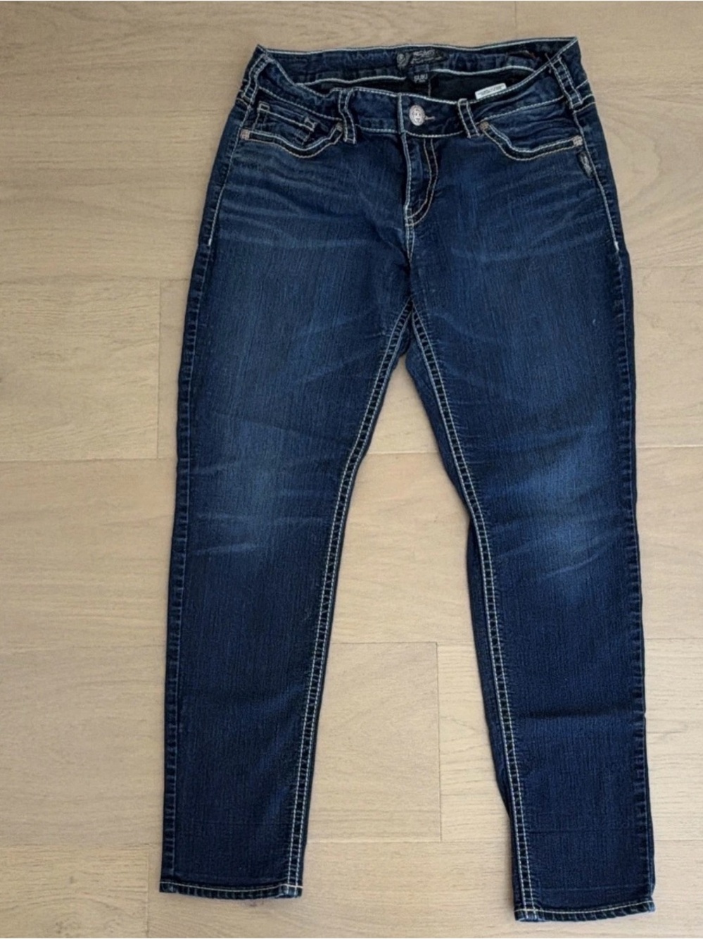 Silver Jeans Indigo Skinny with Faded Detailing
